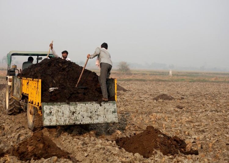 Farmers face various challenges while transitioning to organic/natural farming, including a lack of knowledge, non-availability of quality organic and bio-inputs, as well as a lack of market support to get fair and remunerative prices.