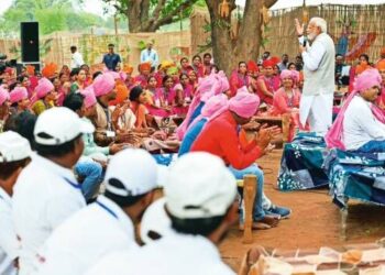 PM: Every farmer gets annual benefit of Rs 50,000, this is Modi guarantee