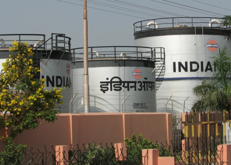Indian Oil Corp Set to Tap Spot Oil Market as Russian Term Deal