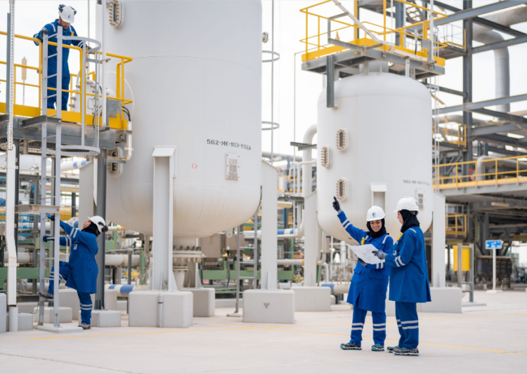 ADNOC Gas Explores Tech To Turn Methane Into Graphene, Hydrogen