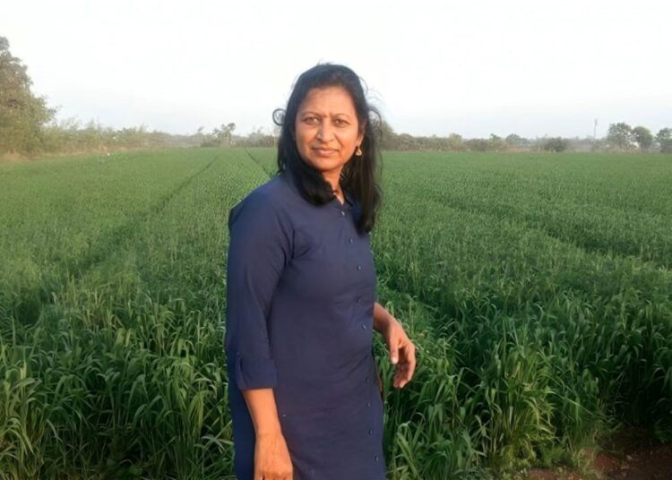Gujarat Woman Generates Rs. 30,000+ Monthly Through Sustainable Farming